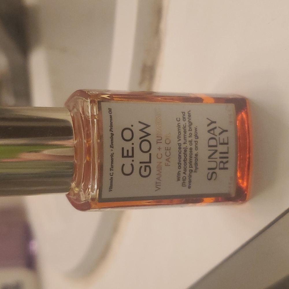 .5 FL Oz Sunday riley CEO glow